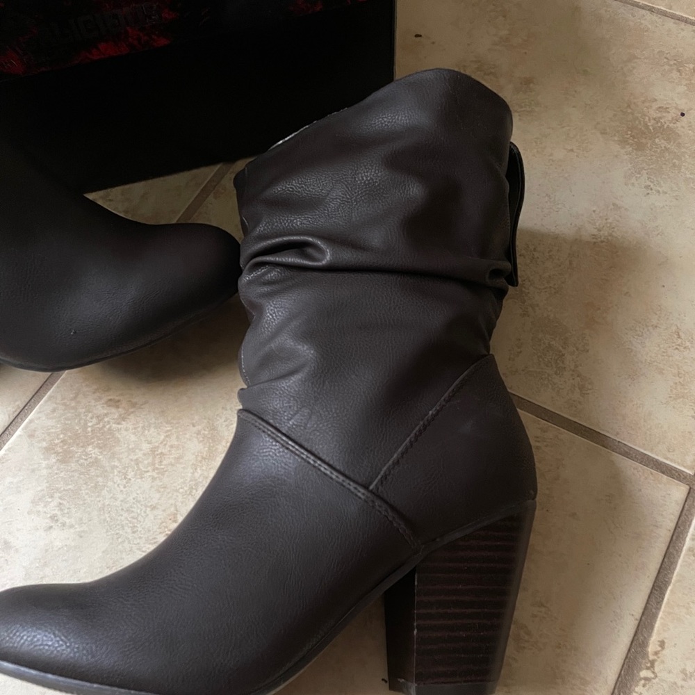 Fergalicious Boots! - image 6